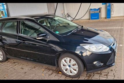 Ford Focus 66.000 km 7.099 &euro; Diepholz 49356