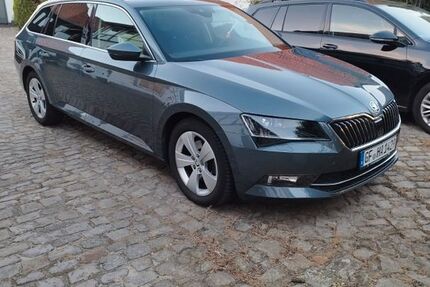 Skoda Superb 198.800 km 11.990 &euro; Rühen 38471