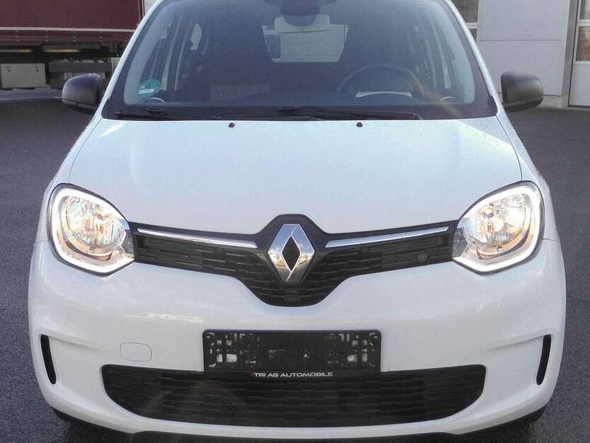 Renault Twingo 24.900 km 7.500 € Cottbus 03051