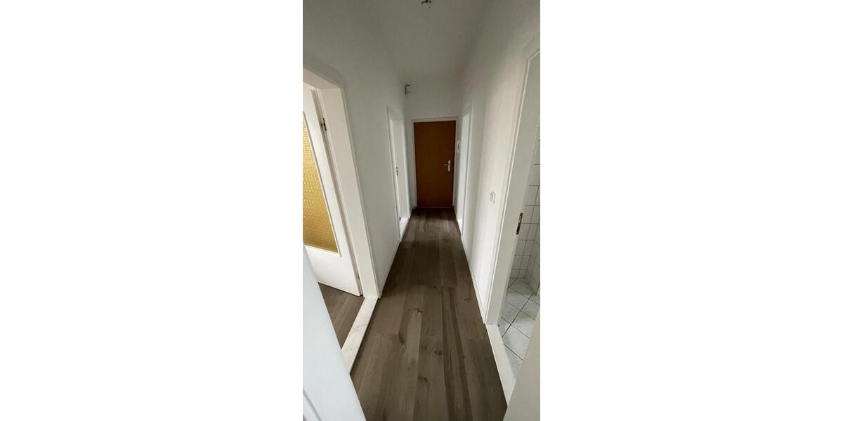 Dachgeschoßwohnung Wesenberg - 3 Zimmer, 56 m&sup2;, 680&euro; | Angebot:26130179