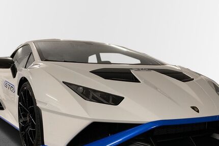 Lamborghini Huracán 16.500 km 320.900 € Hamburg 22529
