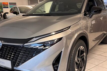 Nissan Qashqai 22.750 km 27.990 &euro; Oldenburg 26125