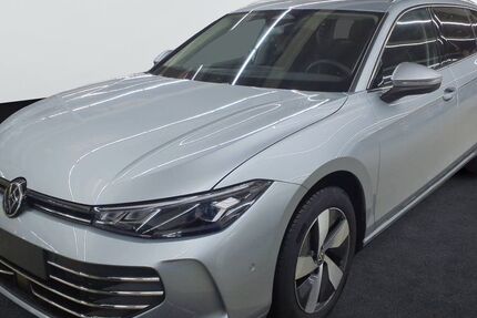 VW Passat 25.990 km 33.440 € Wackersdorf 92442