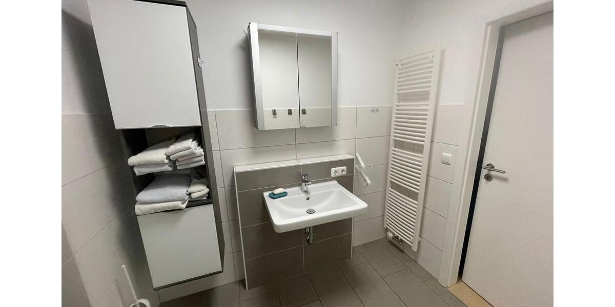 Hattersheim Möblierte 2 Raumwohnung Terasse zur Zwischenmiete 2 zimmer