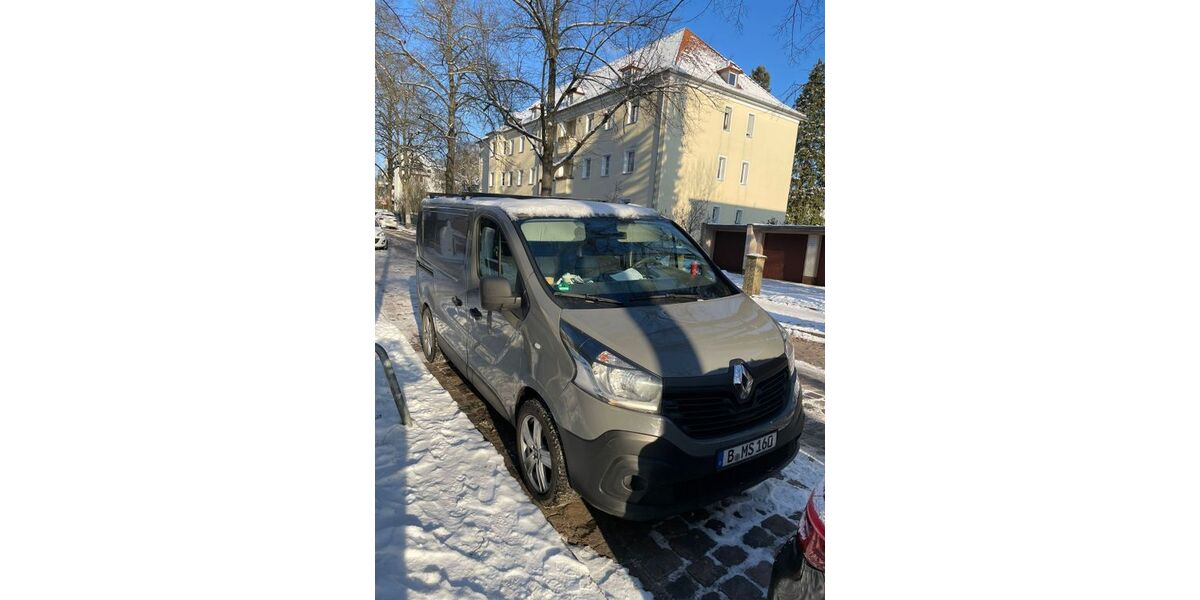 Renault Trafic 84.000 km 10.900 &euro; Berlin 10557