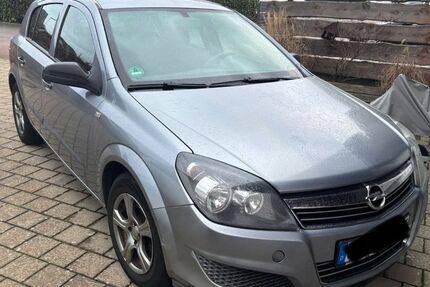 Opel Astra 204.000 km 1.300 &euro; Kehl 77694