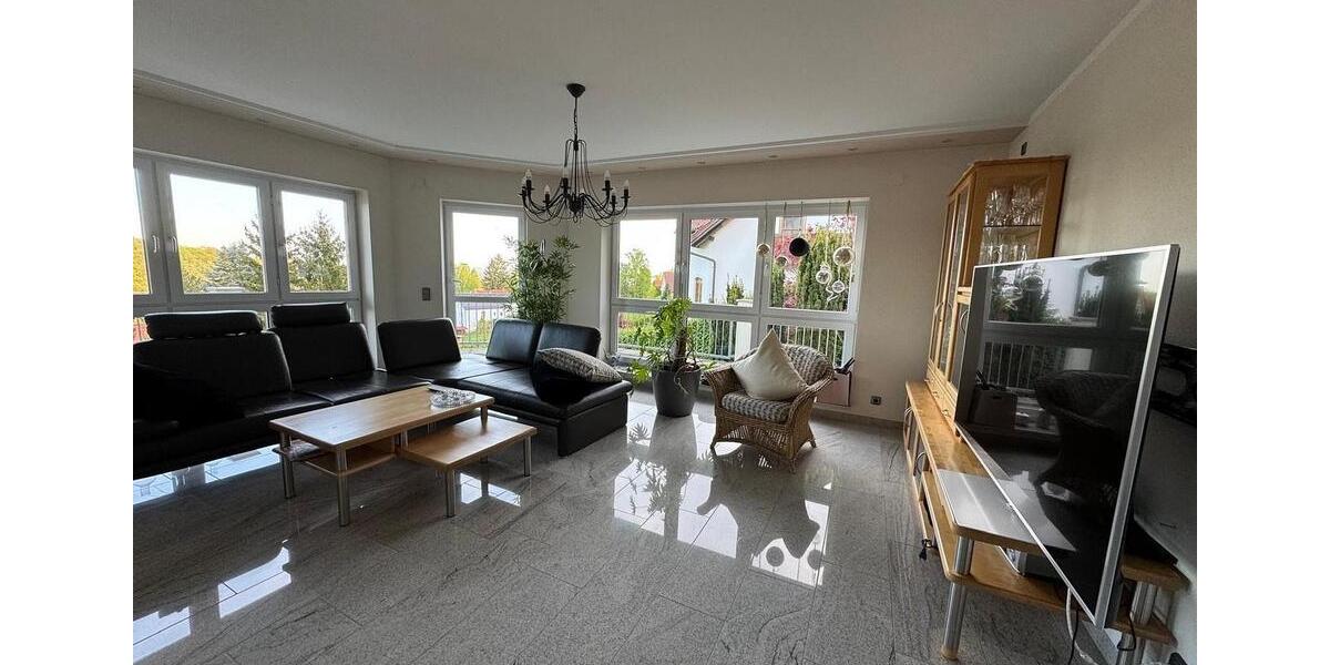Einfamilienhaus Amberg - 5 Zimmer, 205 m&sup2;, 1.850&euro; | Angebot:26095014
