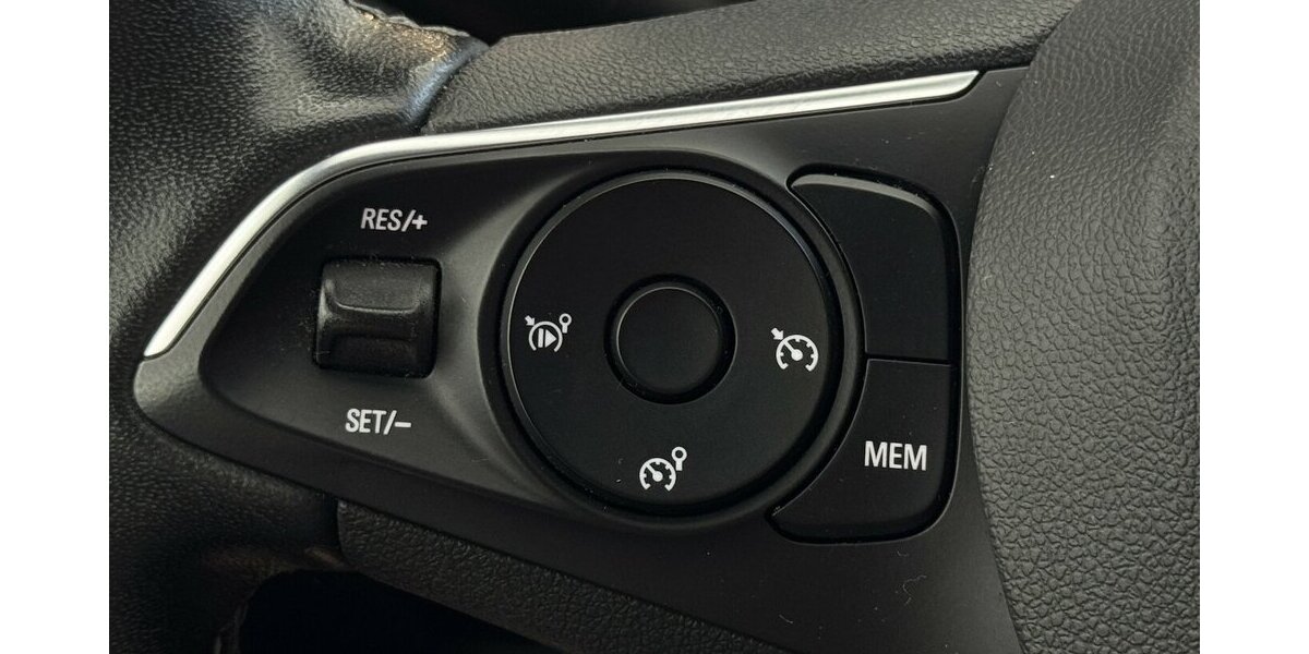 Opel Crossland Edition 1.2 LED Carplay Tempomat 35.600 km 12.120 &euro; Lich 35423