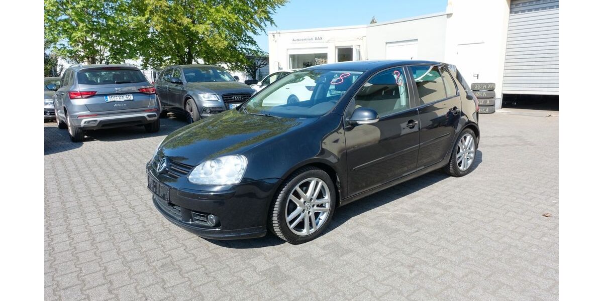 VW Golf 154.214 km 3.490 &euro; Bendorf 56170