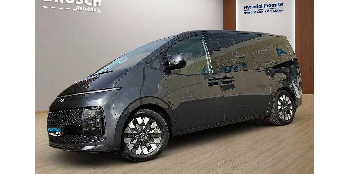 Hyundai STARIA 140.000 km 31.992 &euro; Durach 87471