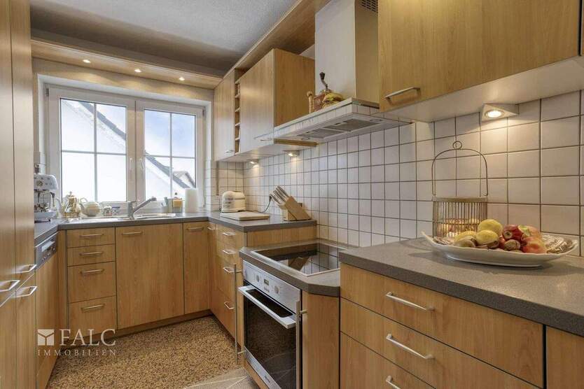 Traumhafte Maisonette Wohnung am Stadtrand in Köln Weiden 4 zimmer