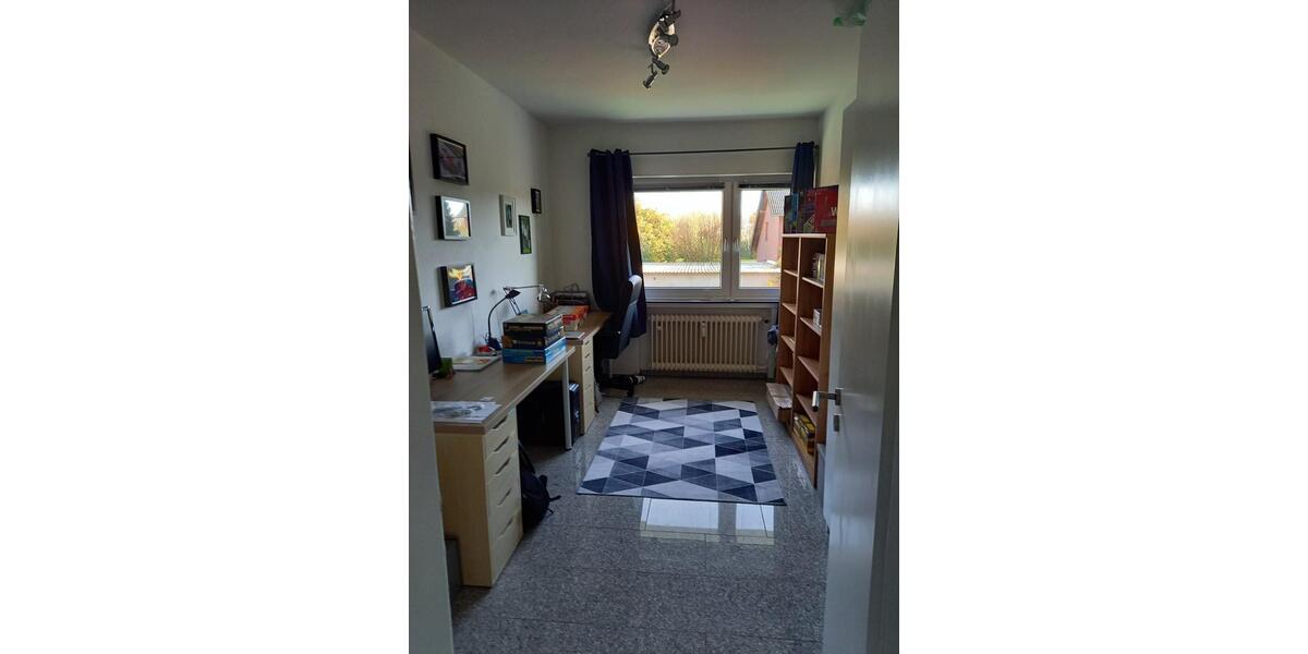Etagenwohnung Bornheim - 3 Zimmer, 75 m&sup2;, 1.050&euro; | Angebot:25414918