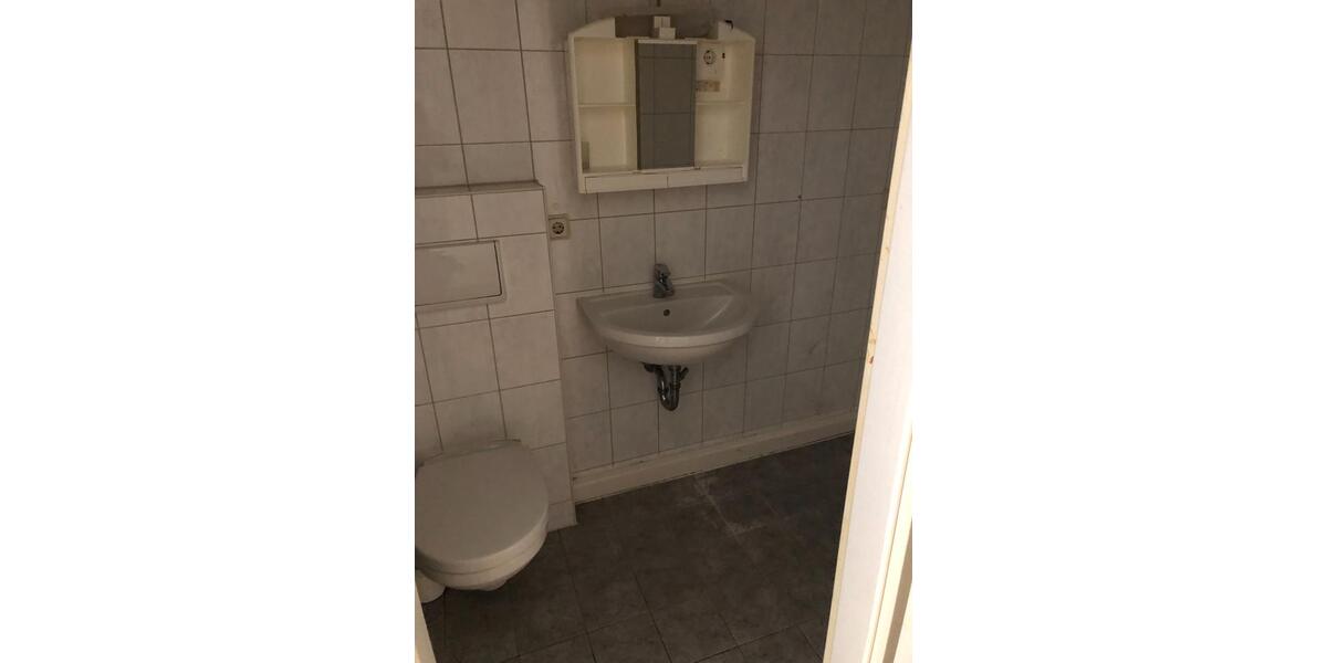 Etagenwohnung Döbeln - 2 Zimmer, 65 m&sup2;, 377&euro; | Angebot:26665613