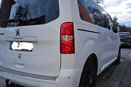 Peugeot Traveller 197.800 km 9.900 &euro; München 81379