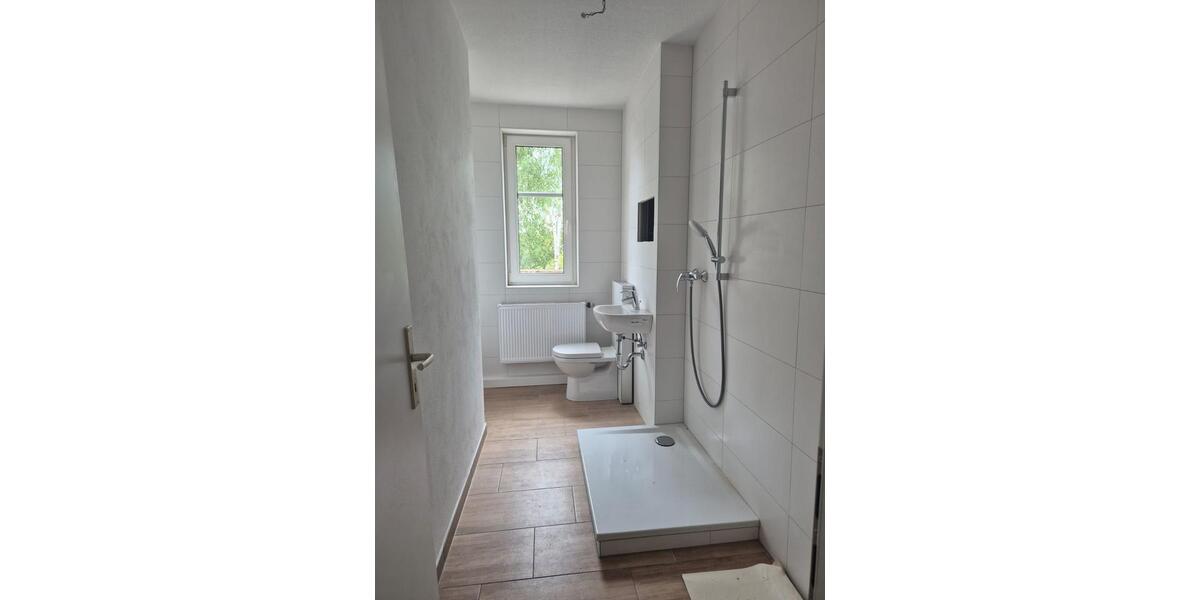 Etagenwohnung Elsteraue - 3 Zimmer, 56 m&sup2;, 338&euro; | Angebot:25900168