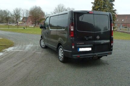 Opel Vivaro 156.000 km 11.500 &euro; Blender 27337