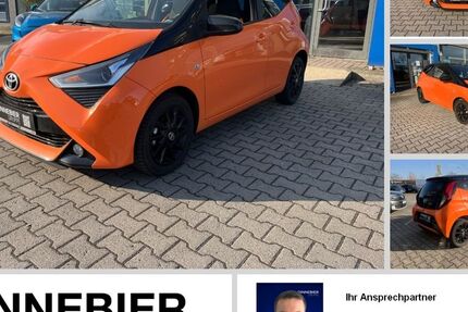 Toyota Aygo (X) 29.242 km 10.690 &euro; Markkleeberg 04416