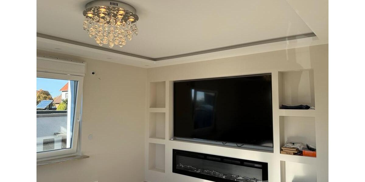 Doppelhaushälfte Laatzen - 7 Zimmer, 160 m&sup2;, 1.800&euro; | Angebot:24703027