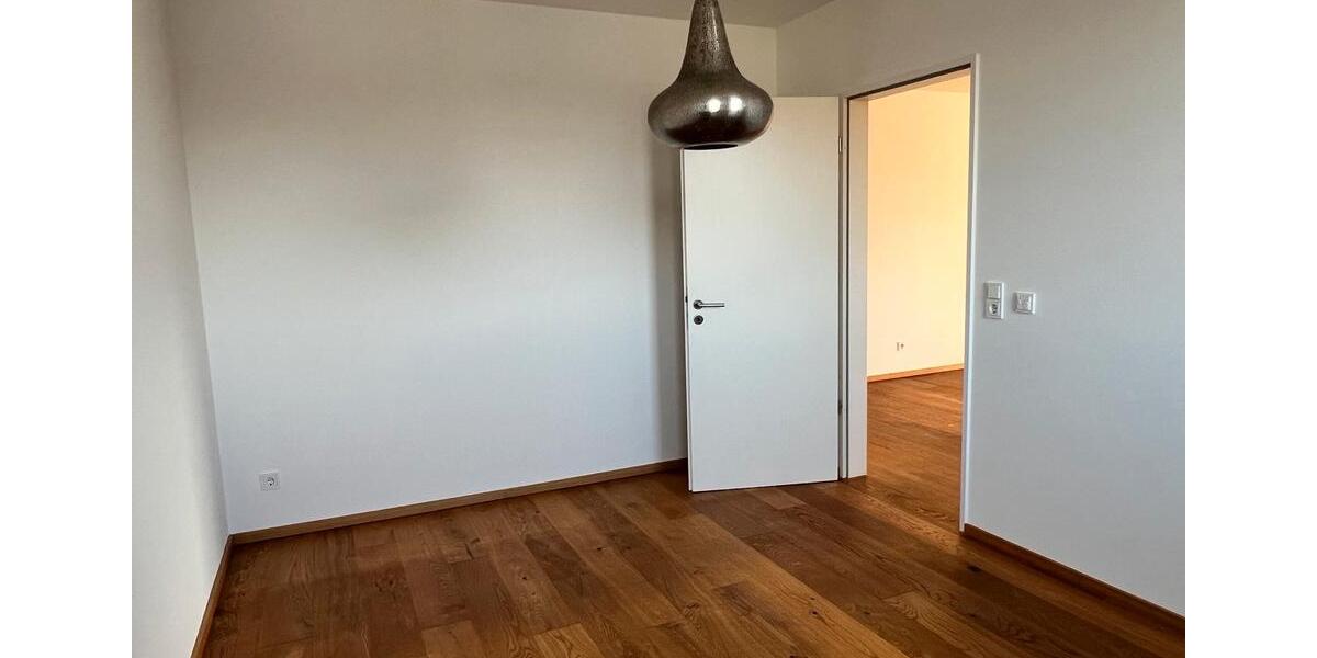Etagenwohnung Simbach - 2 Zimmer, 63 m&sup2;, 550&euro; | Angebot:26480050