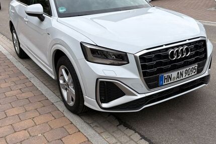 Audi Q2 15.000 km 32.900 &euro; Neckarsulm 74172
