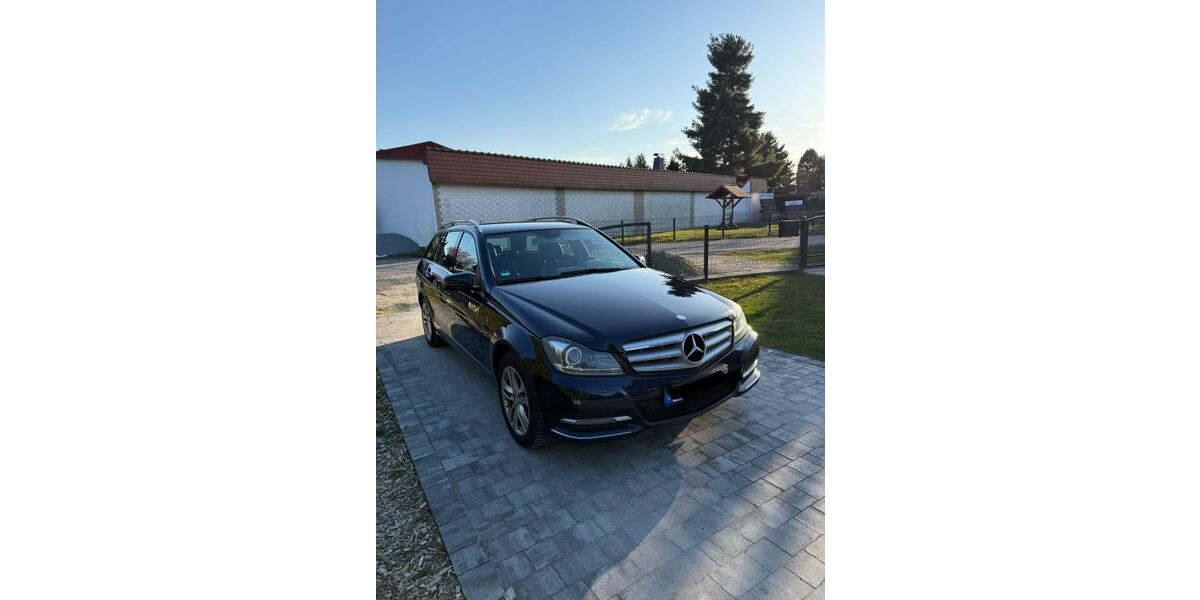 Mercedes-Benz C 220 243.000 km 8.000 &euro; Finsterwalde 03238