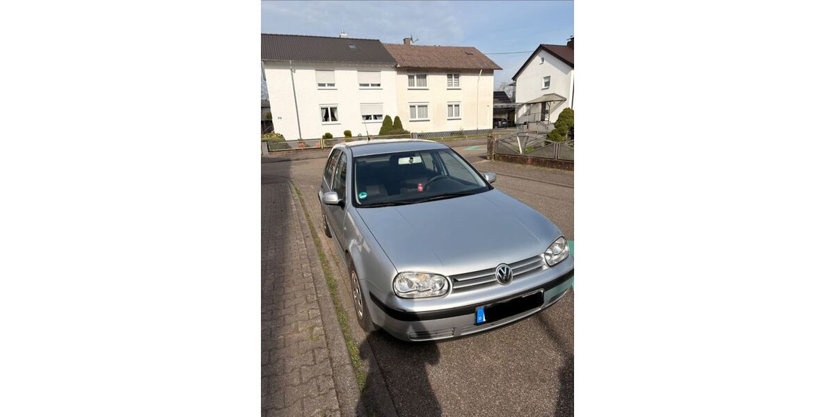 VW Golf 201.000 km 1.350 &euro; Gaggenau 76571