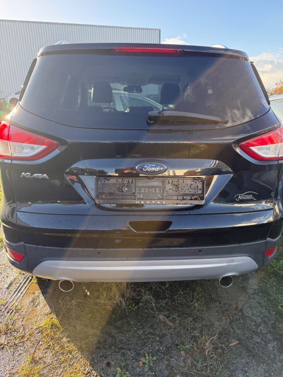Ford Kuga 158.000 km 11.300 € Waiblingen 71334