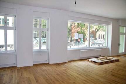 Helle, sehr gepflegte Gewerbeinheit, noch vermietet, im EG in der Senefelderstr., Prenzlauer Berg 3 zimmer