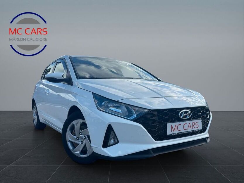 i20