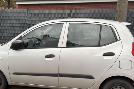Hyundai i10 118.753 km 1.699 &euro; Gladbeck 45968