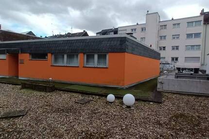 Praxis Büro Bungalow mit Tiefgaragenplatz im Herzen von Rheydt 3 zimmer