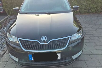 Skoda Rapid 165.000 km 7.100 &euro; Bielefeld 33729