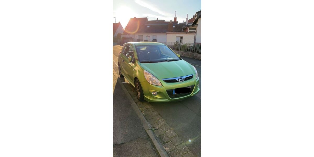 Hyundai i20 154.219 km 2.500 &euro; Aschaffenburg 63743
