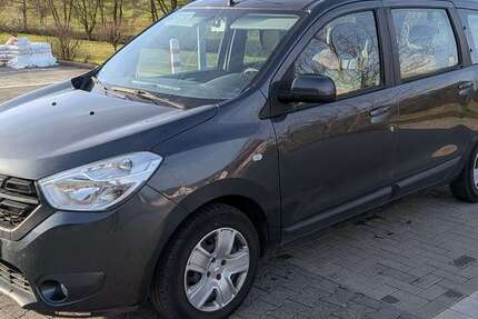 Dacia Lodgy 138.000 km 8.000 &euro; Weilrod 61276