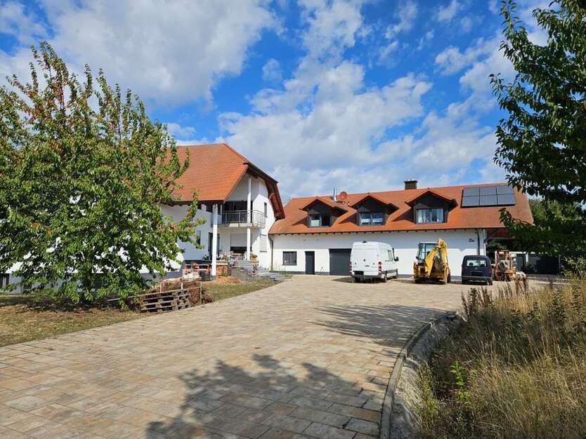 Haus zum Kaufen in Landau in der Pfalz Mörlheim 1.599.000 € 400 m²