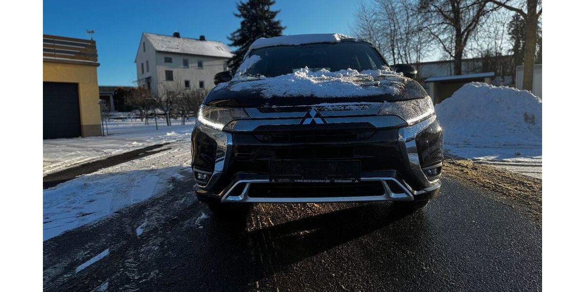 Mitsubishi Outlander 99.879 km 17.699 &euro; Gelchsheim 97255