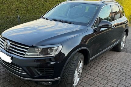 VW Touareg 187.000 km 15.990 &euro; Heek 48619
