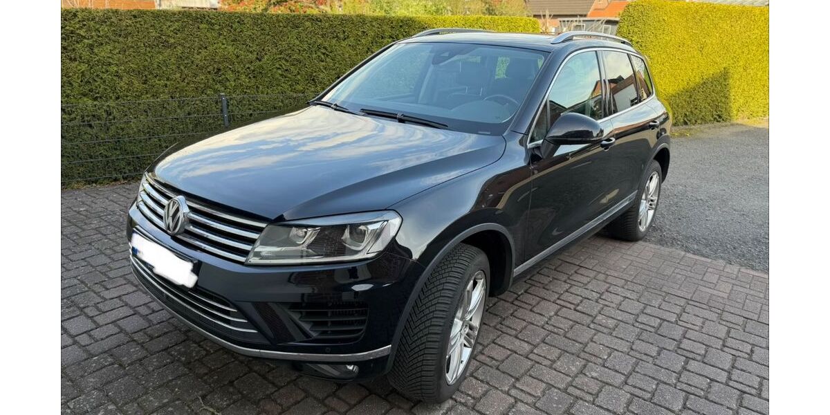 VW Touareg 187.000 km 15.990 &euro; Heek 48619
