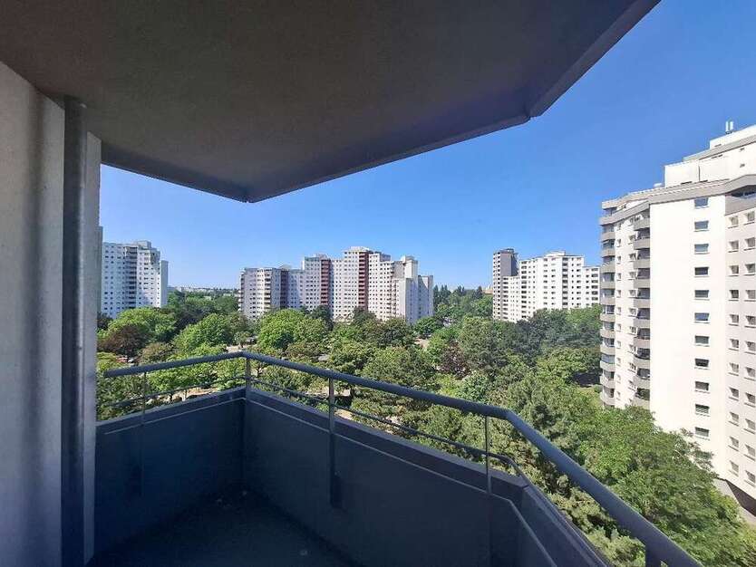 Wohnung zum Mieten in Berlin 335,21 € 38.81 m²