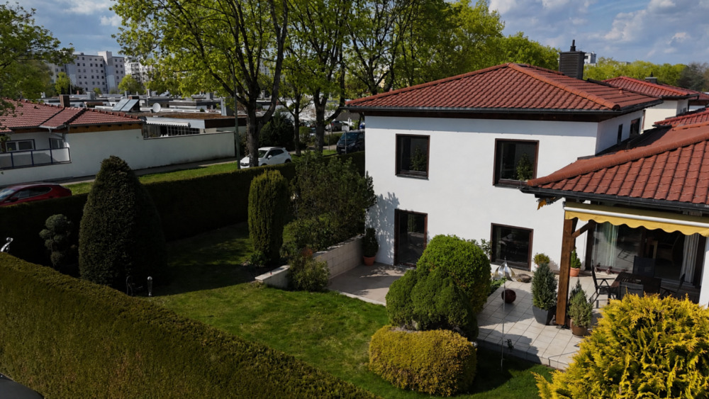 Bungalow Königsbrunn - 7 Zimmer, 194 m&sup2;, 765.000&euro; | Angebot:26488305