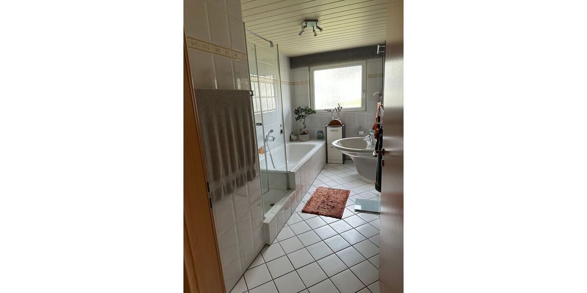 moderne helle Etagenwohnung in einem freistehenden 2 Familienhaus - 3- Marl Alt-Marl | Angebot:26633724