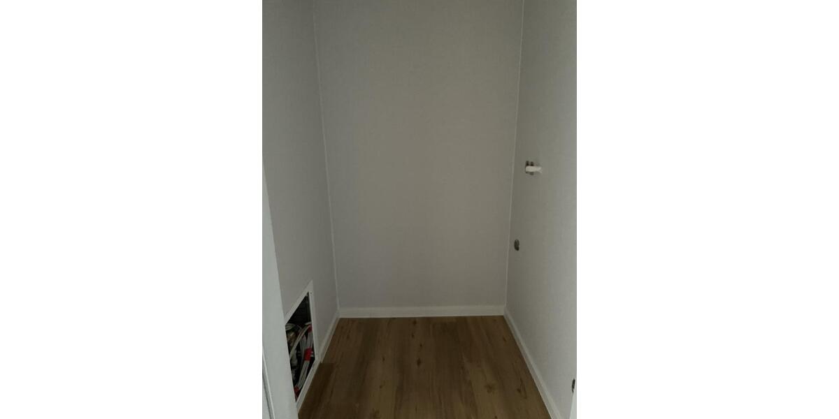Dachgeschoßwohnung Leverkusen Schlebusch - 3 Zimmer, 83 m&sup2;, 1.370&euro; | Angebot:25407799