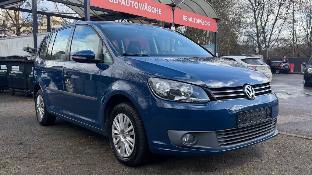 VW Touran 131.250 km 4.499 &euro; Sindelfingen 71067