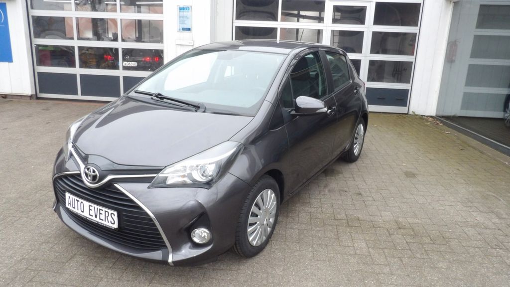 Toyota Yaris 96.500 km 8.450 &euro; Rheine 48431