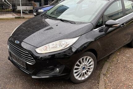 Ford Fiesta 141.290 km 4.999 &euro; Karlsruhe 76227