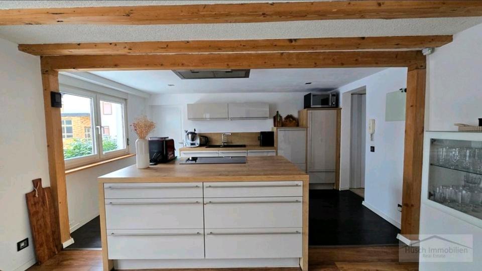 Einfamilienhaus Taunusstein - 8 Zimmer, 224 m&sup2;, 699.000&euro; | Angebot:26442309