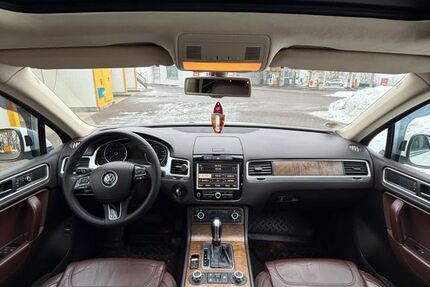 VW Touareg 245.000 km 13.300 &euro; Suhl 98528