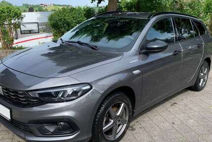 Fiat Tipo 27.000 km 19.990 € Isen 84424