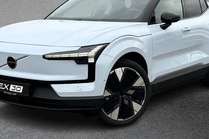 Volvo EX30 14.566 km 35.700 &euro; Münster 48155