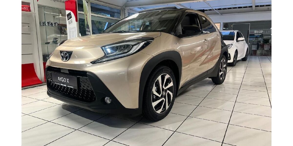 Toyota Aygo (X) 2.500 km 21.290 &euro; Bremerhaven 27580